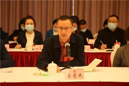 勾总参见人大 (4)